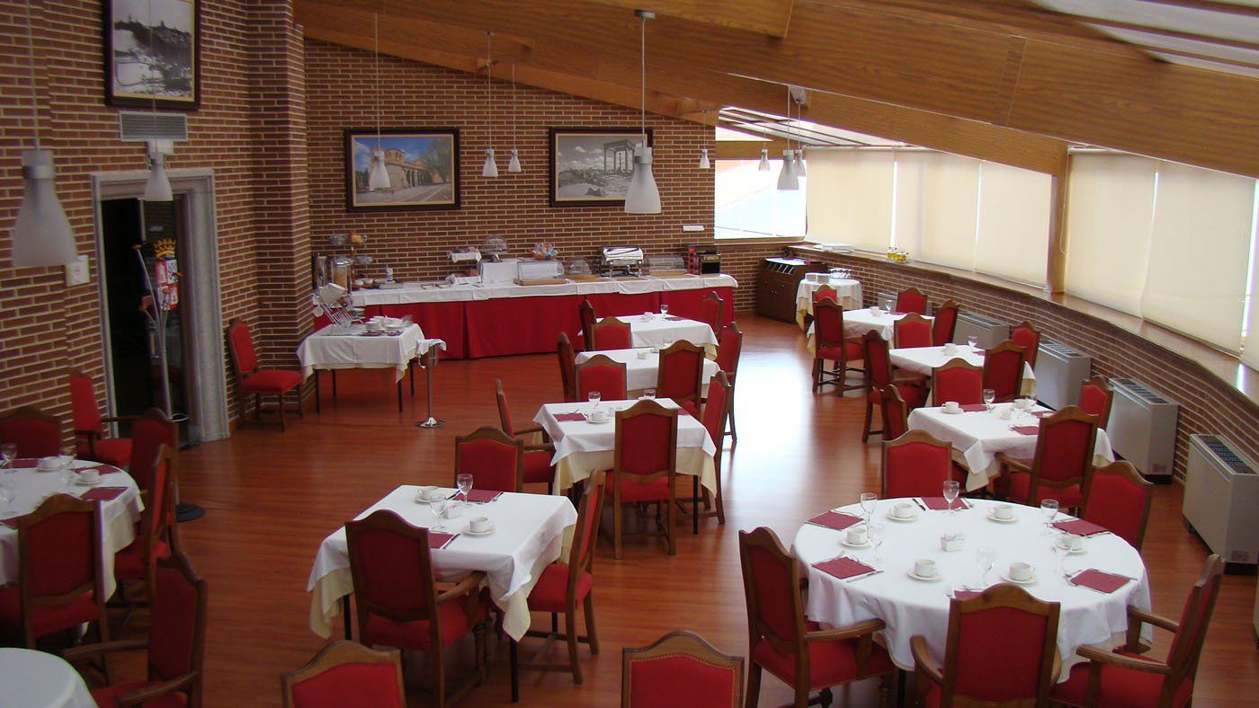Hotel Ii Castillas 4*